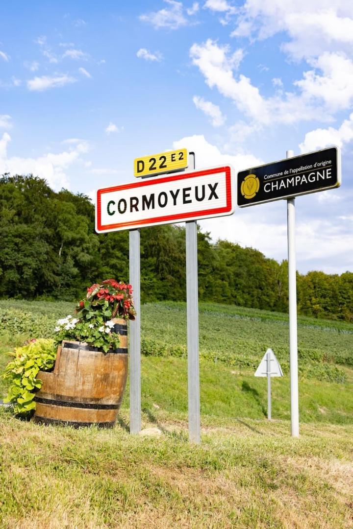 Nuit Insolite : Tonneau Enchante Cormoyeux Exterior photo